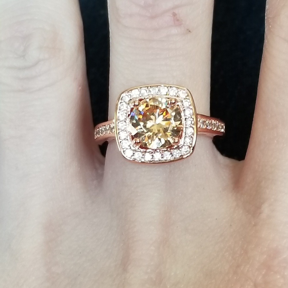 🆕️Stunning Rose Gold - Morganite & AAA+++ CZ Ring - Picture 4 of 8